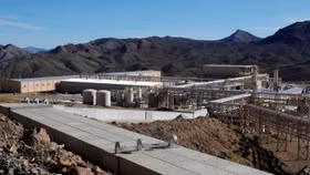 Trung Quốc tiếp tục siết chặt xuất khẩu đất hiếm