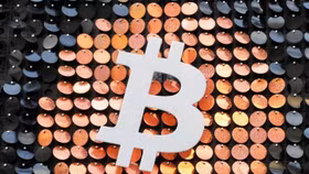 Giá Bitcoin “giằng co” quanh ngưỡng 84.000 USD