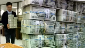 Thế giới vừa có thêm gần 1 triệu triệu phú USD