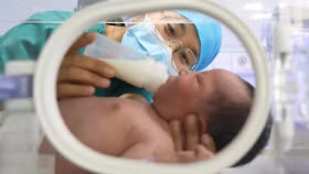 Chính sách khuyến sinh thất bại, khủng hoảng dân số tại Trung Quốc ngày càng rõ nét