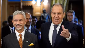 Ngoại trưởng Nga Sergey Lavrov (bên phải) và Ngoại trưởng Ấn Độ Subrahmanyam Jaishankar tại cuộc hội đàm ở Dinh thự Zinaida Morozova (Moscow, Nga) ngày 21/8/2025 