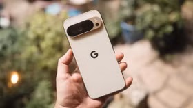 Ra mắt Pixel 10 với trợ lý Gemini, Google kỳ vọng dẫn đầu cuộc đua AI trên smartphone 