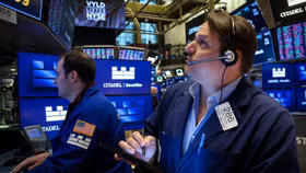 Chứng khoán Mỹ dứt chuỗi ngày giảm điểm, giá dầu tăng 2 tuần liên tiếp