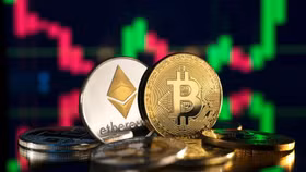 Thuế quan Trump gây "bão" bán tháo, giá tiền điện tử lao dốc