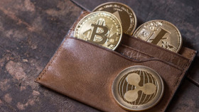 Giá Bitcoin đi ngang, thị trường tiền số thận trọng trước tình hình lãi suất và thuế quan Mỹ 