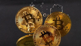 Bitcoin trượt về mốc 104.000 USD, dấy lên lo ngại về một đợt điều chỉnh sâu