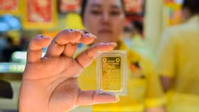 Giá vàng tăng dữ dội, phục hồi gần 13 triệu đồng chỉ sau 3 ngày