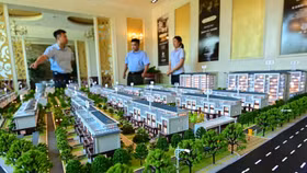 "Cơn ác mộng kép" của bất động sản Trung Quốc: Suy thoái kéo dài và dân số suy giảm