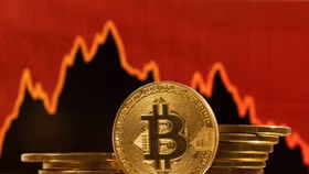 Giá Bitcoin tuột xuống mốc 84.000 USD trước hàng loạt bất ổn kinh tế