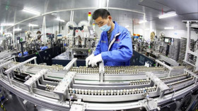 Trung Quốc đối mặt với nguy cơ giảm phát vì sản suất hàng hoá quá nhiều