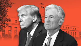Tổng thống Trump có đang “đùa với lửa” khi động vào Fed?