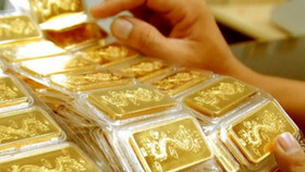 Đề xuất không cho phép ngân hàng tham gia sản xuất, kinh doanh vàng miếng