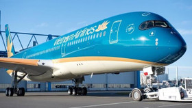 Kinh doanh liên tiếp thua lỗ, thu nhập của lãnh đạo Vietnam Airlines lại hơn 27%