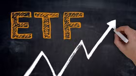 Các quỹ ETF tập trung gom ở nhóm ngân hàng, cổ phiếu FPT tiếp tục bị xả mạnh