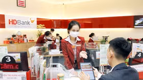 Khung lãi suất huy động ngân hàng HDBank tháng 10/2024: Duy trì ổn định