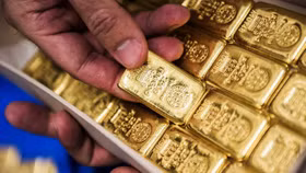 Giá vàng thế giới tiến sát mốc đỉnh, chuyên gia dự báo đạt 4.000 USD/ounce vào cuối năm 