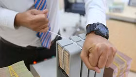 Lãi suất huy động kỳ hạn 24 tháng ngân hàng nào cao nhất tháng 4/2025?