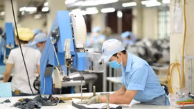 Hàng rào thuế quan Mỹ siết chặt, nhóm doanh nghiệp nào sẽ chịu “sóng gió” lớn nhất 