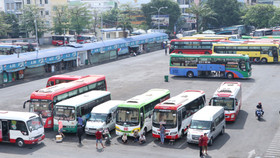 Vận chuyển hành khách và hàng hóa tăng mạnh trong tháng 8