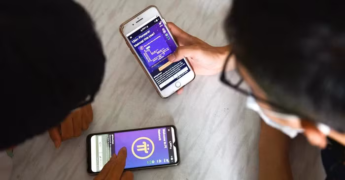 Nhiều “Pi thủ” thức để nhìn Pi nhích lên từng phút. (Ảnh minh hoạ)