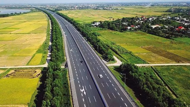 Đề xuất mở rộng các tuyến cao tốc Bắc - Nam lên 6 làn xe