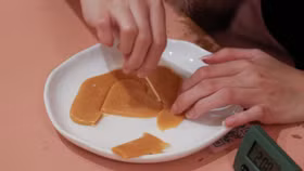 Quán cafe tại Singapore tặng thưởng cho khách hàng chiến thắng trò chơi “Squid Game”