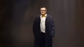 Nhà thiết kế thời trang danh tiếng Alber Elbaz qua đời vì Covid-19