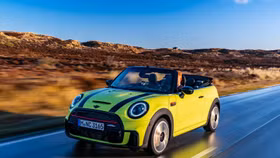 MINI John Cooper mới chính thức ra mắt tại Việt Nam