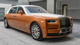 Rolls-Royce Phantom VIII Privacy Suite - Nội thất 2 ngăn siêu độc phục vụ đại gia Việt