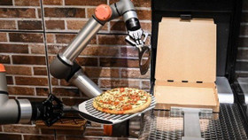 Độc đáo cửa hàng pizza ở Pháp chỉ toàn robot phục vụ