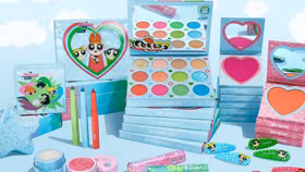 ColourPop x The Powerpuff Girls: Hành trình trở về tuổi thơ Y2K