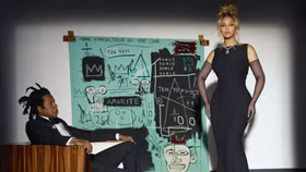 Beyonce đeo trang sức kim cương trị giá 30 triệu USD