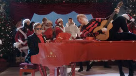 Merry Christmas từ Ed Sheeran & Elton John- Lời chúc giáng sinh an lành