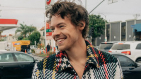 Harry Styles hé lộ thêm nhiều khía cạnh riêng tư trong album mới “Harry’s House”