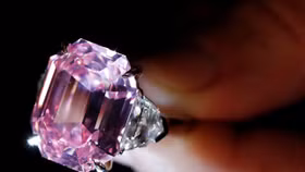Pink Legacy - Viên kim cương hồng hiếm có trị giá 50 triệu USD