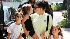 Kourtney Kardashian nữ triệu phú không tiếc tiền chăm lo cho các con!