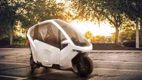 Xe máy điện có cabin của Motorbox - Mẫu xe máy độc nhất tại Việt Nam