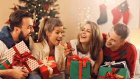 Gợi ý những món quà tặng Giáng sinh dát vàng ấn tượng!