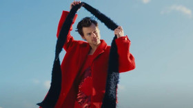 Sự trở lại của Harry Styles trong "As It Was" đánh dấu cho album