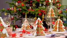 Có gì ở những bữa tiệc Giáng Sinh trên khắp thế giới