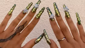 Xu hướng Nail Art: Móng mắt mèo