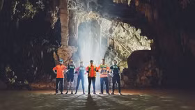 Khám phá tour thám hiểm hang động Quảng Bình với giá thấp kỷ lục