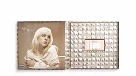 Gucci và Billie Eilish hợp tác phát hành đĩa than phiên bản giới hạn cho album “Happier Than Ever”