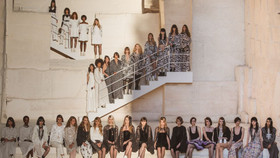 “Testament of Orpheus” nguồn cảm hứng bất tận cho BST Chanel Cruise 2022