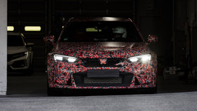 Honda Civic Type R 2023 trưng bày tại Tokyo Auto Show kèm lớp ngụy trang camo