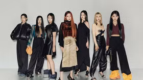 NMIXX, Thang Duy là những đại sứ thương hiệu mới nhất của Loewe