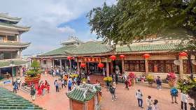 An Giang: Miếu bà Chúa Xứ núi Sam đón hơn 1 triệu lượt khách đầu năm 2023