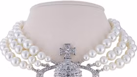 Sự trở lại của chuỗi choker ngọc trai Vivienne Westwood