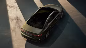 Audi A8 L Horch sedan siêu sang cạnh tranh với Mercedes-Maybach S-Class