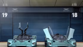 Siêu phẩm Aston Martin Valkyrie được sản xuất với số lượng giới hạn